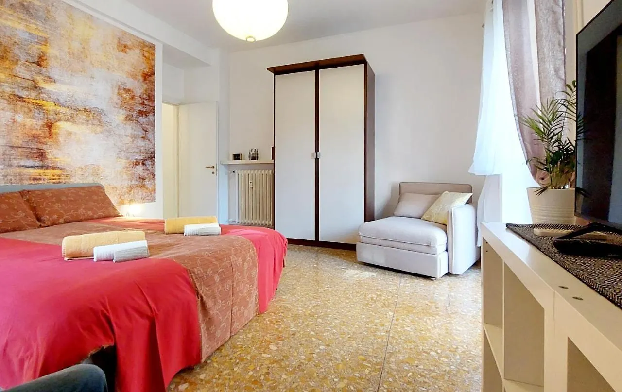 Casa Valentina - Beauty Apartment With Two Bedrooms Near Vatican City Rome 0*,  Italy