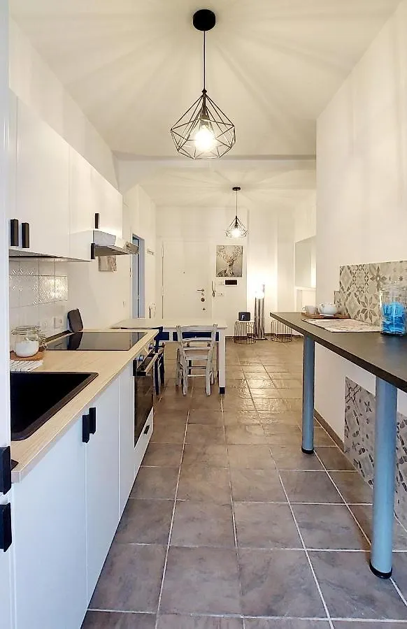 Casa Valentina - Beauty Apartment With Two Bedrooms Near Vatican City Rome Italy